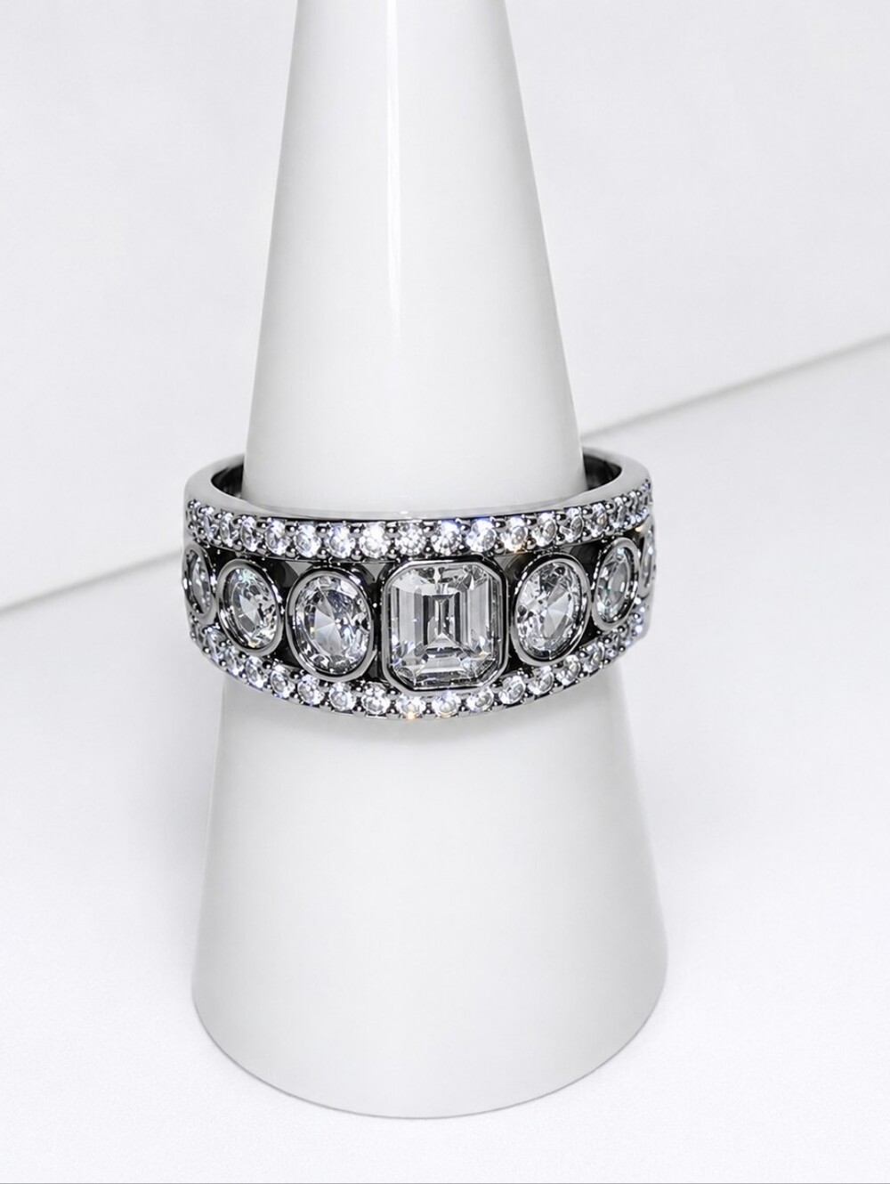 Bomb Party “The Eden” Ring – Size 7 – NWT Hematite Plating
